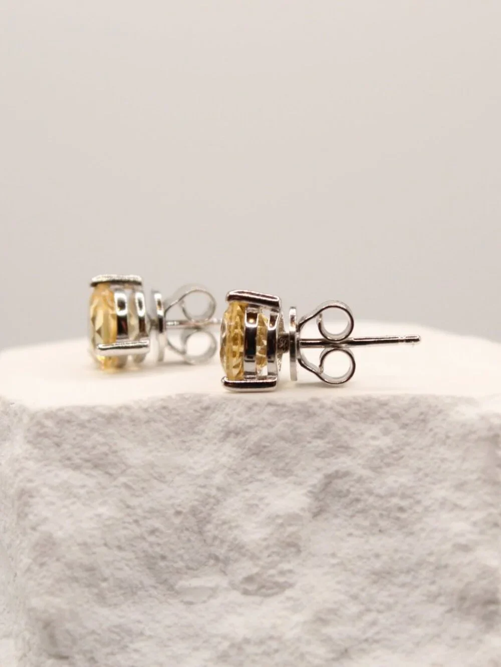 Champagne Glow Studs